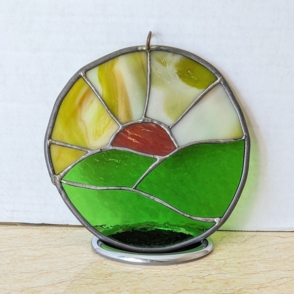 Vintage Sunshine Stained Glass Homemade Artisan Circle Hanging Sun Catcher - Picture 3 of 7